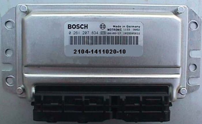 Контроллер BOSCH 2104-1411020-10 М7.9.7 ВАЗ 2104, ВАЗ 2107 Классика